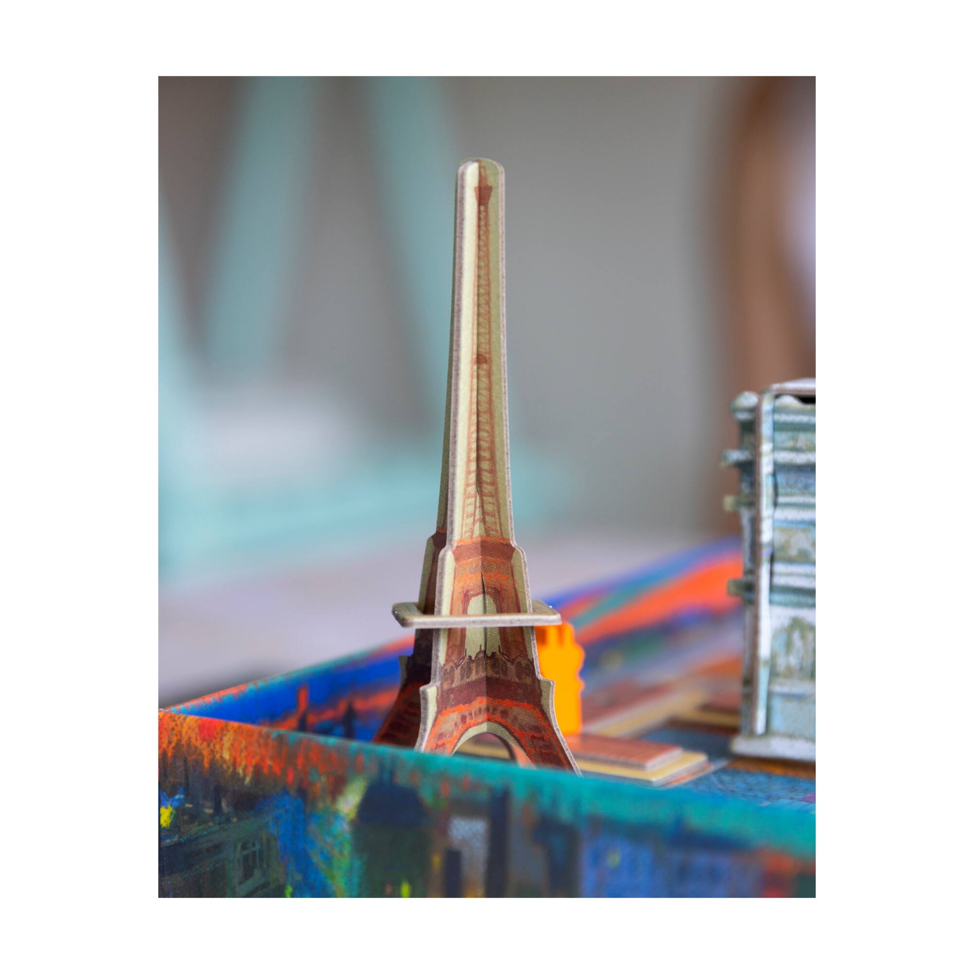 Paris: La Cite de la Lumiere - Eiffel Expansion